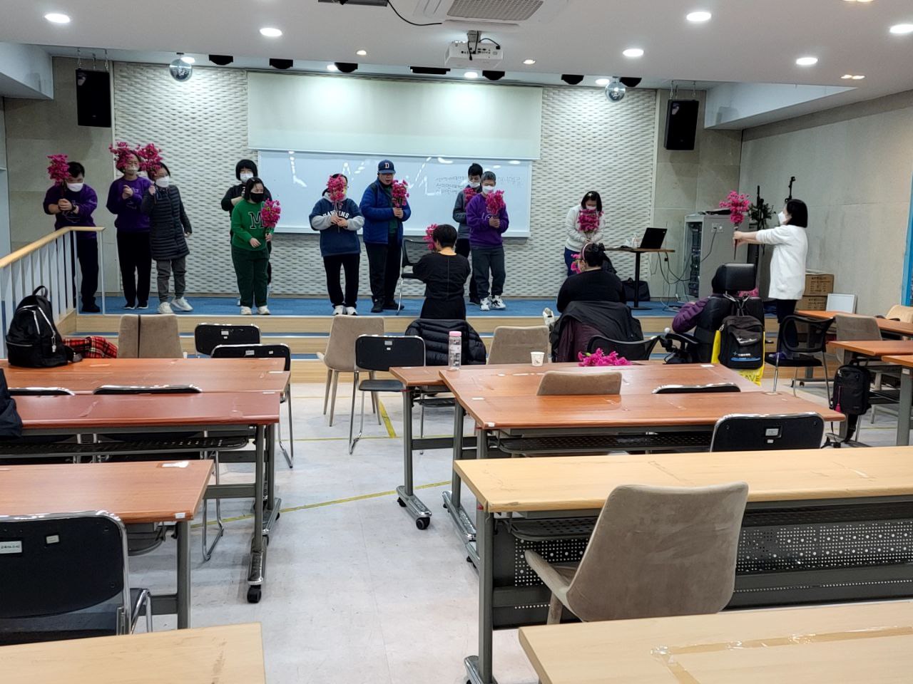 2022/11/29(화) - 춤