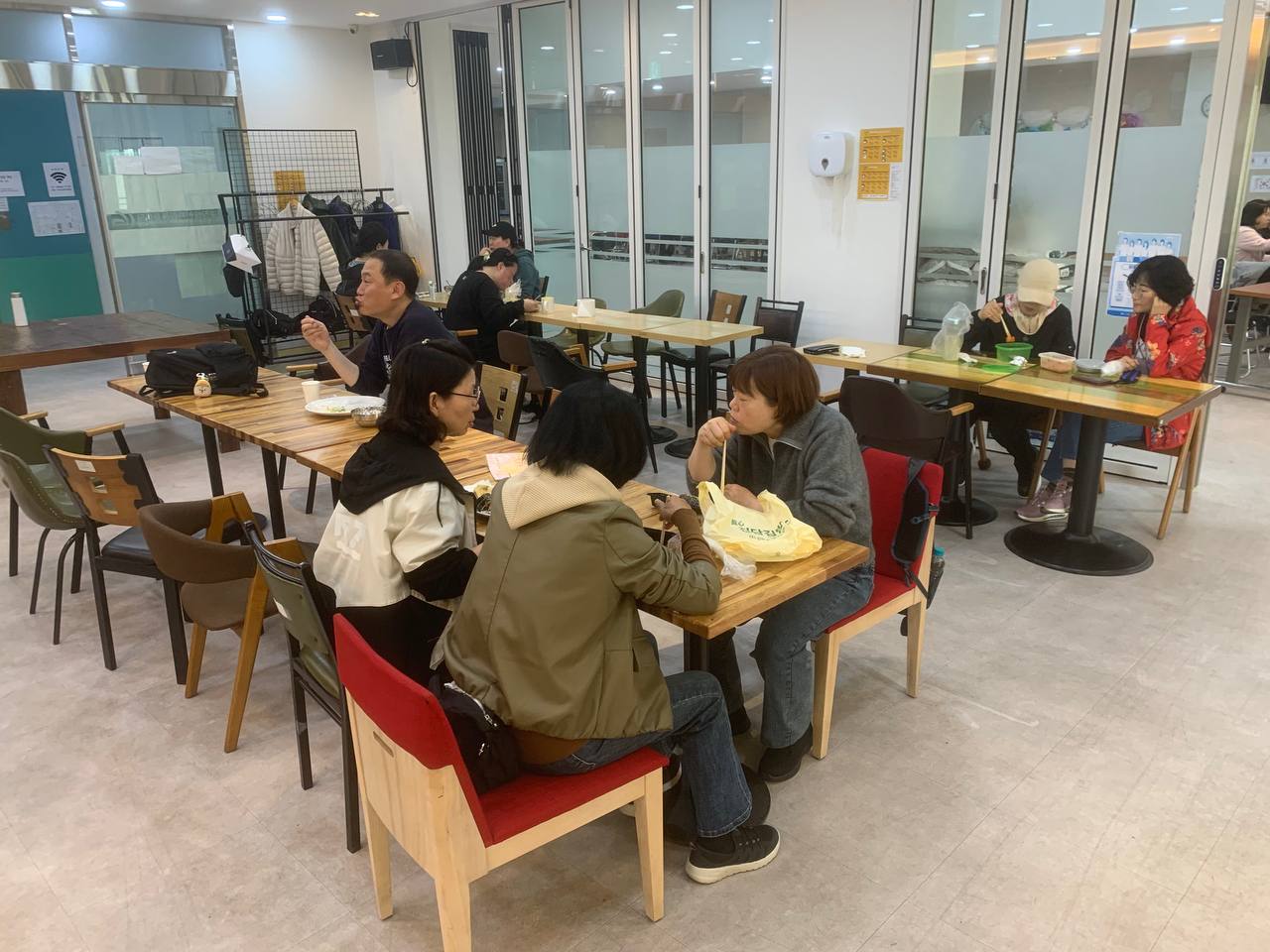 2025년 4월 17일(목) 점심식사 사진