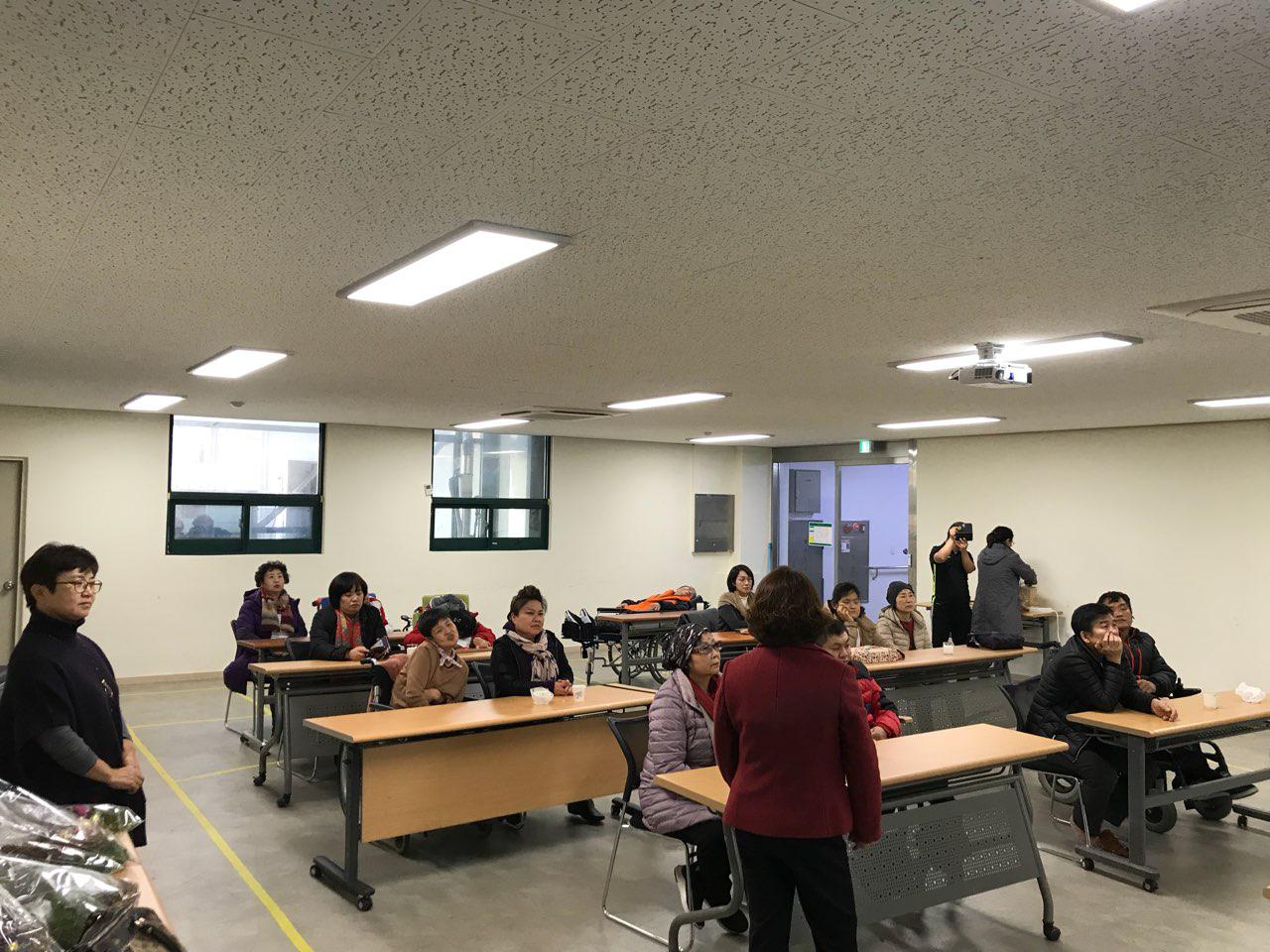 2018년 11월 22일 - 미술수업 사진