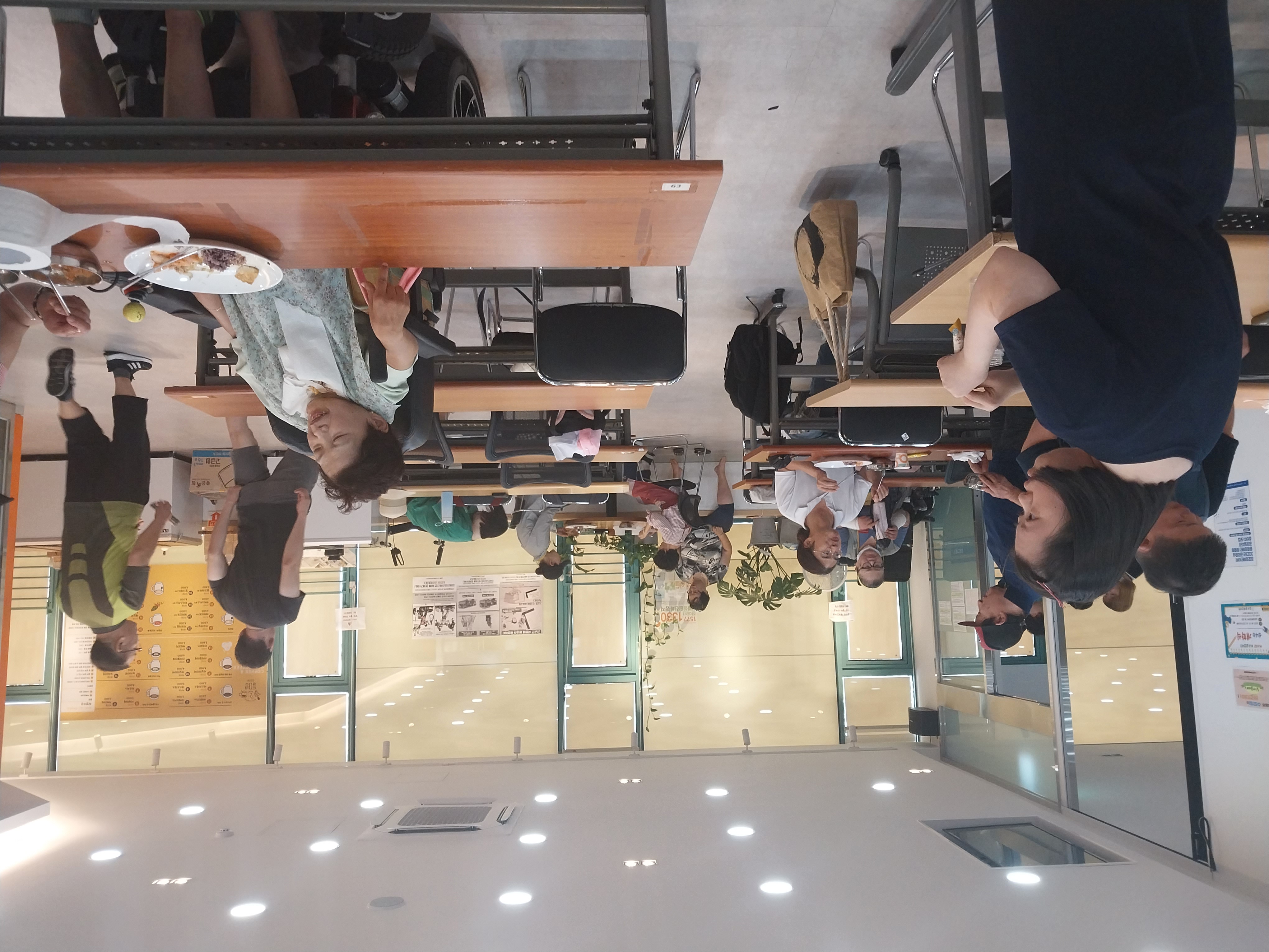 2023년 08월 17일(목) 점심급식(부대찌개, 명엽채볶음...)
