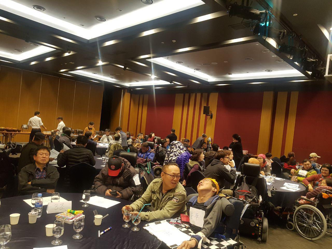 2018년 11월 12일 - 수학여행 사진(저녁)