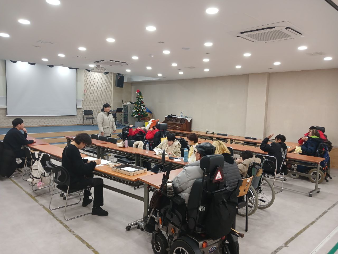 2024년 12월 23일(월) 두런두런 3 수업사진