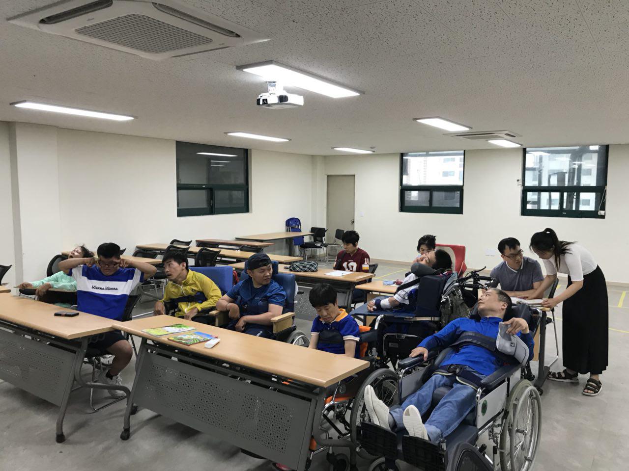 2018년 6월 11일 - 국어수업 사진