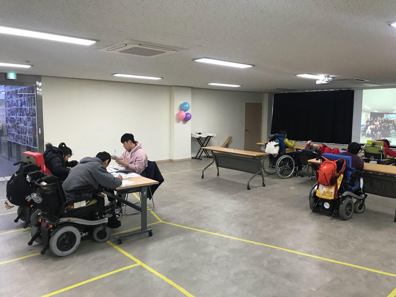 2018년 12월 17일 - 국어수업 사진