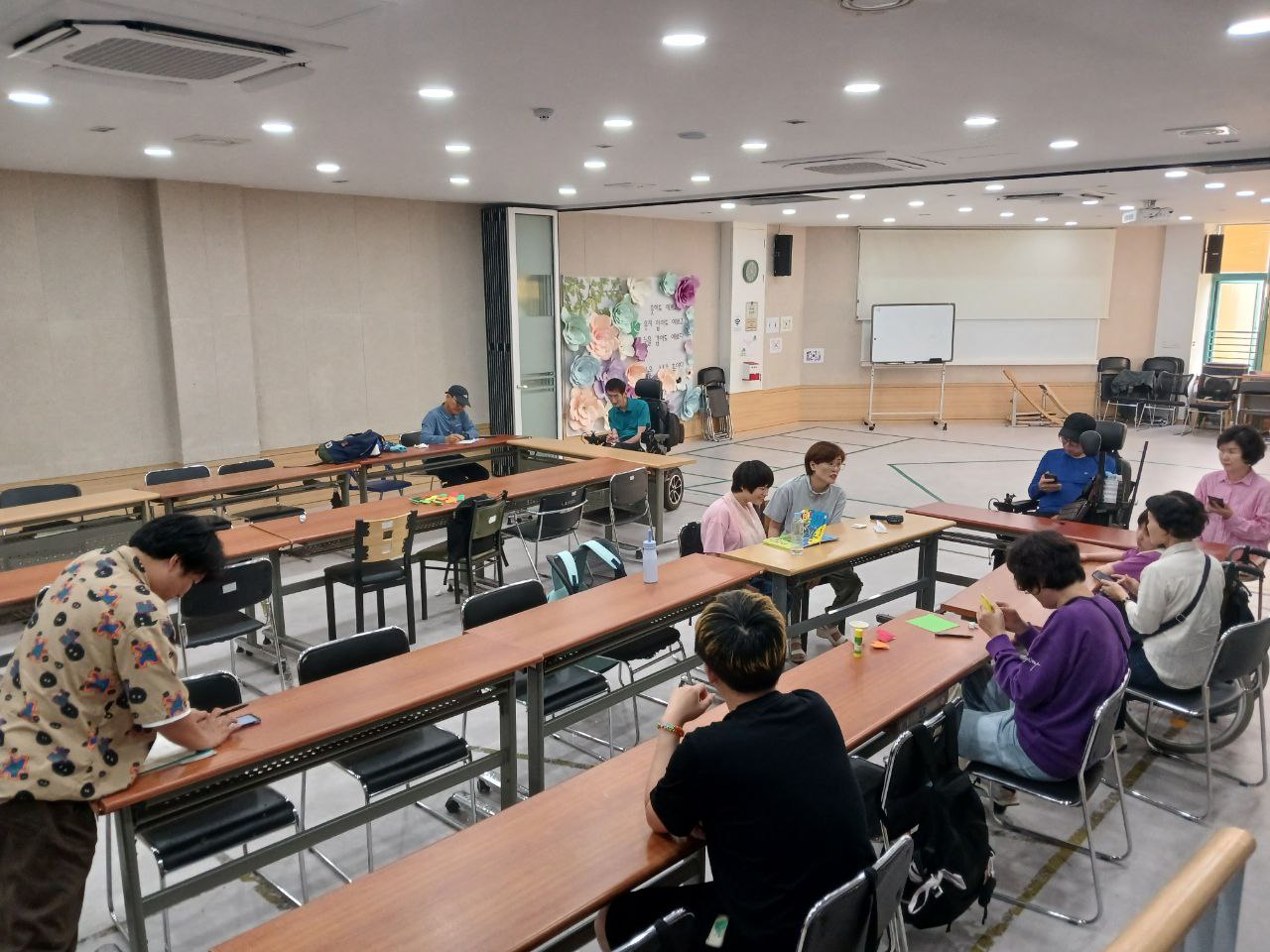 2024년 9월 30일(월) 두런두런 3반 수업사진