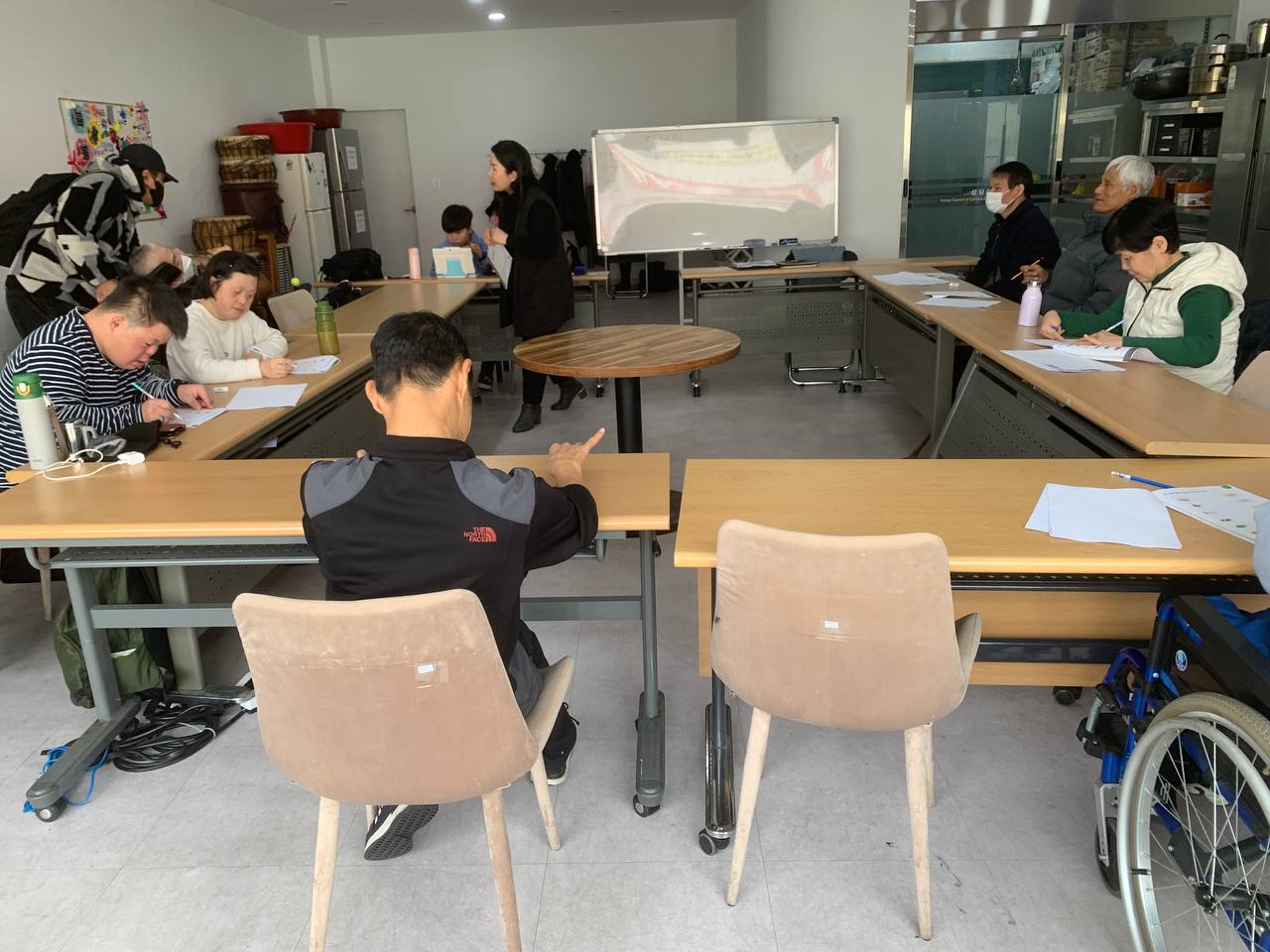 2025년 2월 28일(금) 문해국어 수업사진