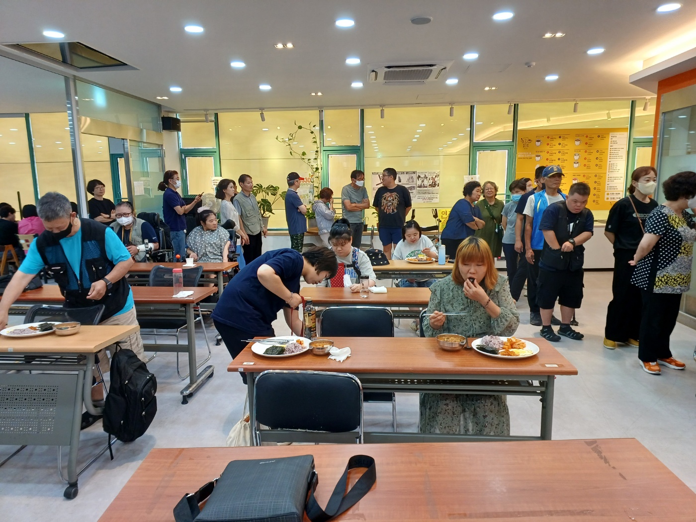 2023년 09월 19일(화) 점심급식(참치김치찌개, 계란후라이...)