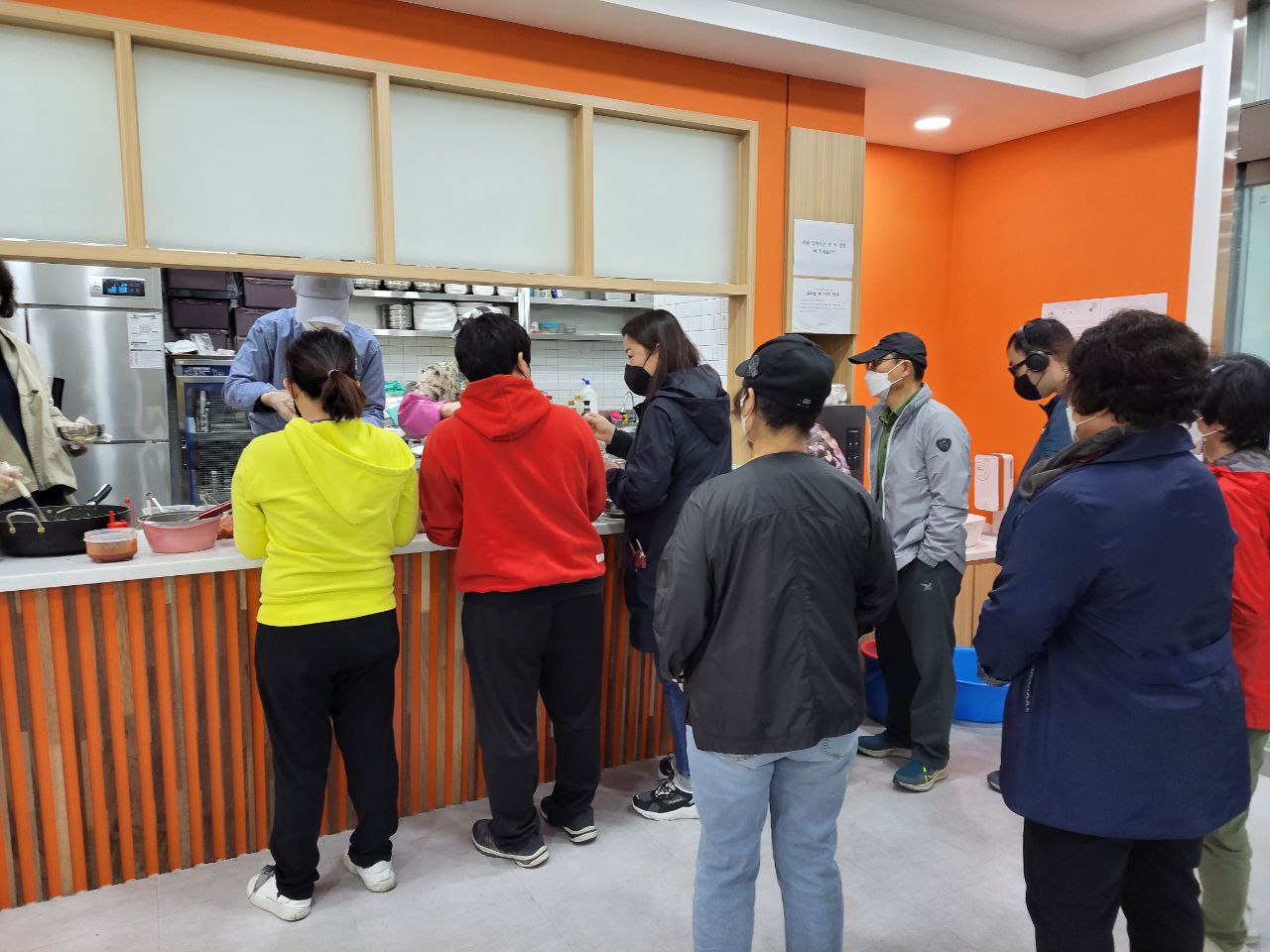 2022/05/02(월) - 점심시간 (오늘 메뉴는 형형색색 맛있는 비빔밥)