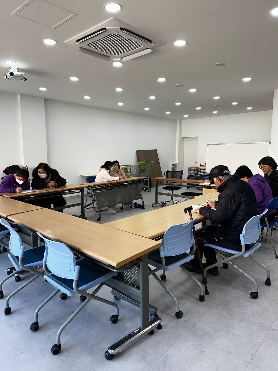 2023년 11월 28일(화) 문해국어 수업사진